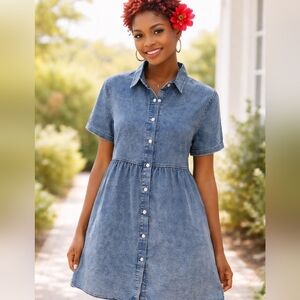 💙Faded DENIM Short-Sleeve FULL Button-Front BACK RUFFLES Sz L Ptp 21" L 35"